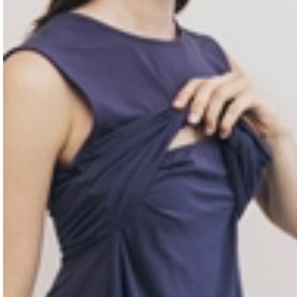 Boob maternity/nursing dress in great condition. Size M.​​​​​​ - Picture 2 of 9